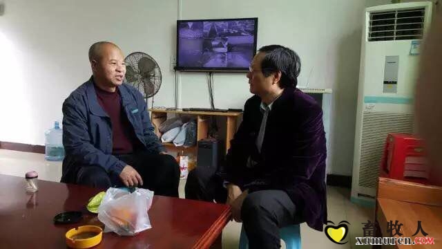走访农户.jpg