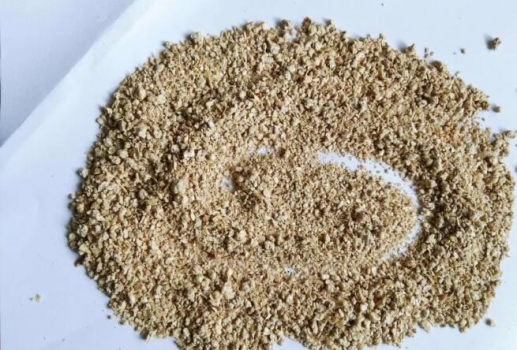 陈化豆加工的豆粕长这样