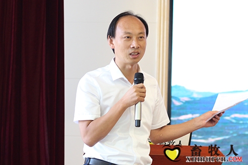 徐老师主持.JPG