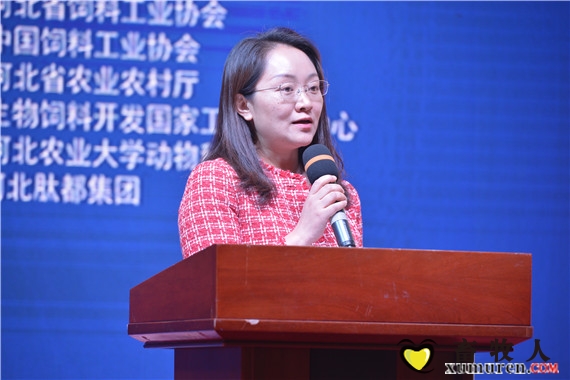 张莉.jpg