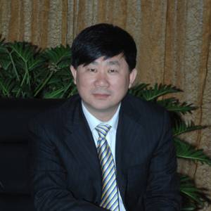 金卫东：在现实与梦想之间勇敢前行