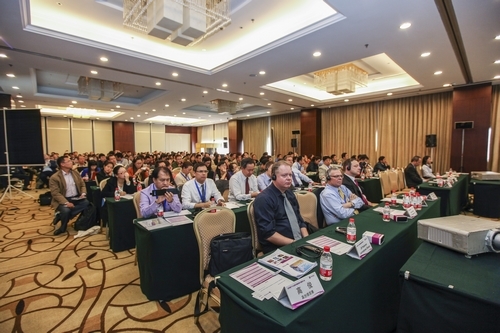 从饲料安全到食品安全--赢创德固赛专题研讨会在京举行
