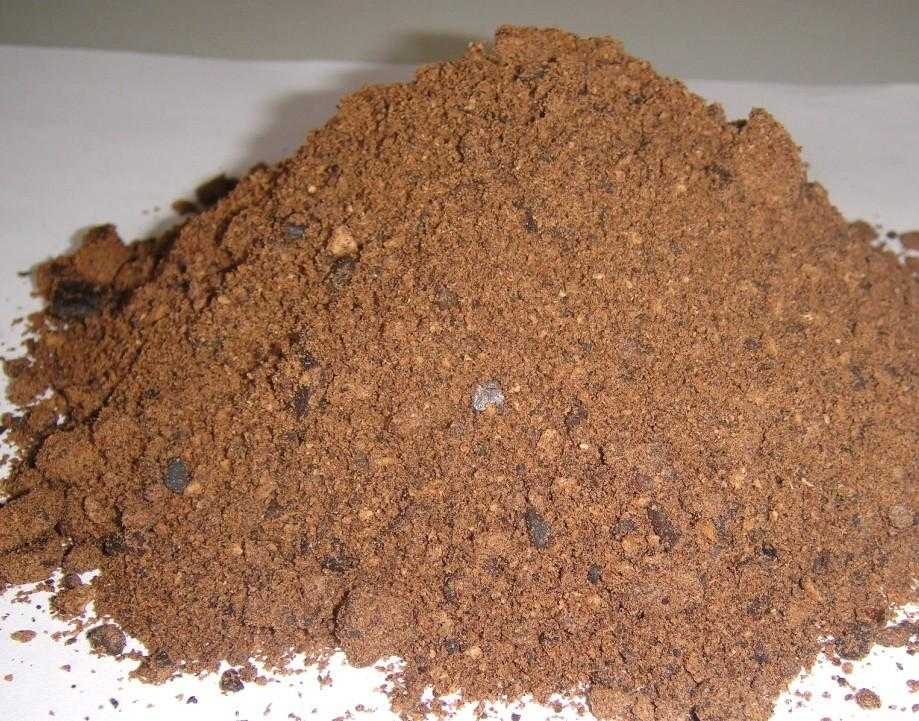 椰子粕，压榨棕榈仁饼或棕榈仁粕在断奶仔猪日粮中的应用